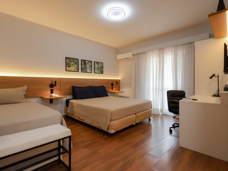 Bed, Photo of the whole room, Bedroom