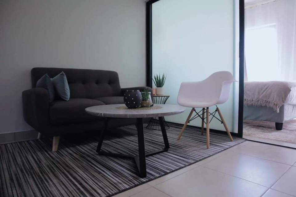 Urban stay on Hilton Apartment in Sandton