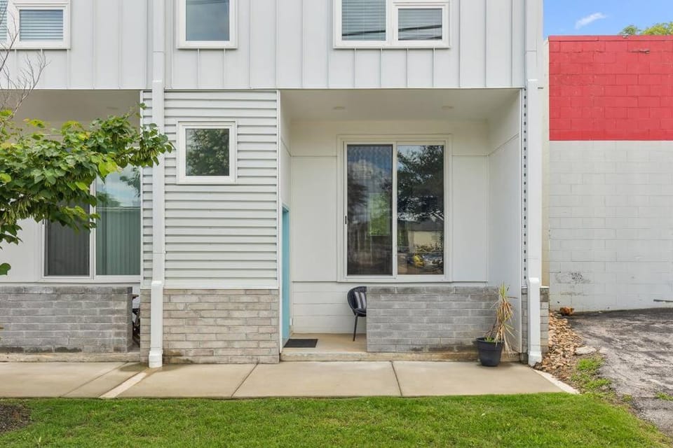 South Side Modern - Downtown Living - Amazing Location House in Chattanooga