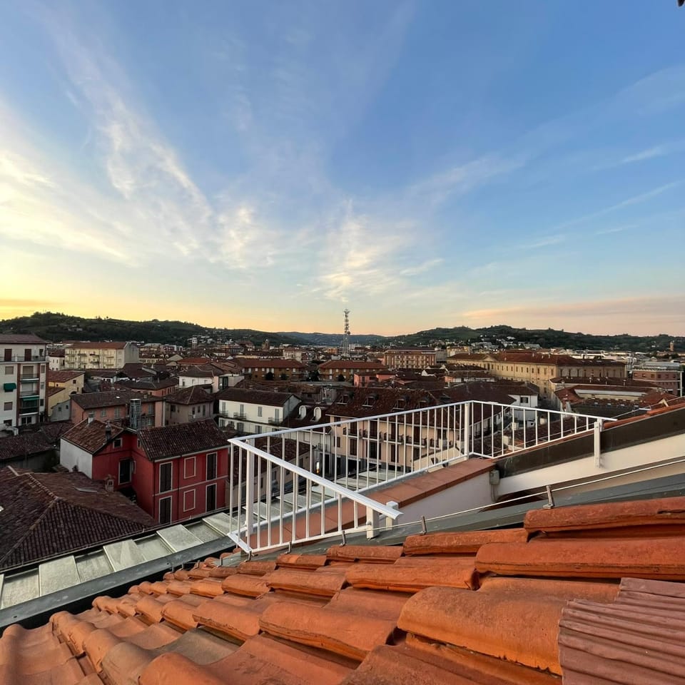 Day, View (from property/room), Balcony/Terrace, City view