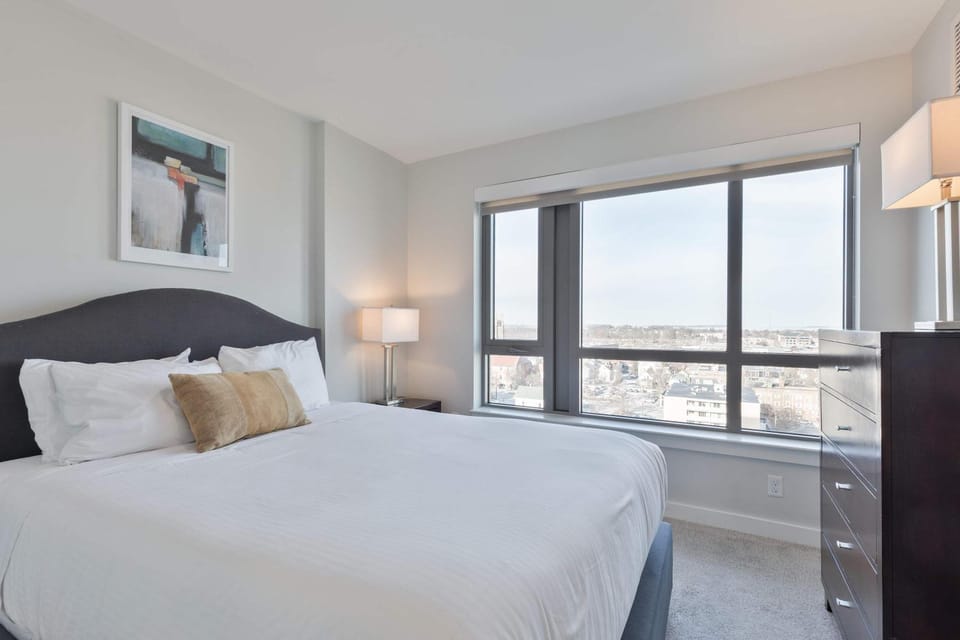 Private Apt Downtown Apartment in Quincy
