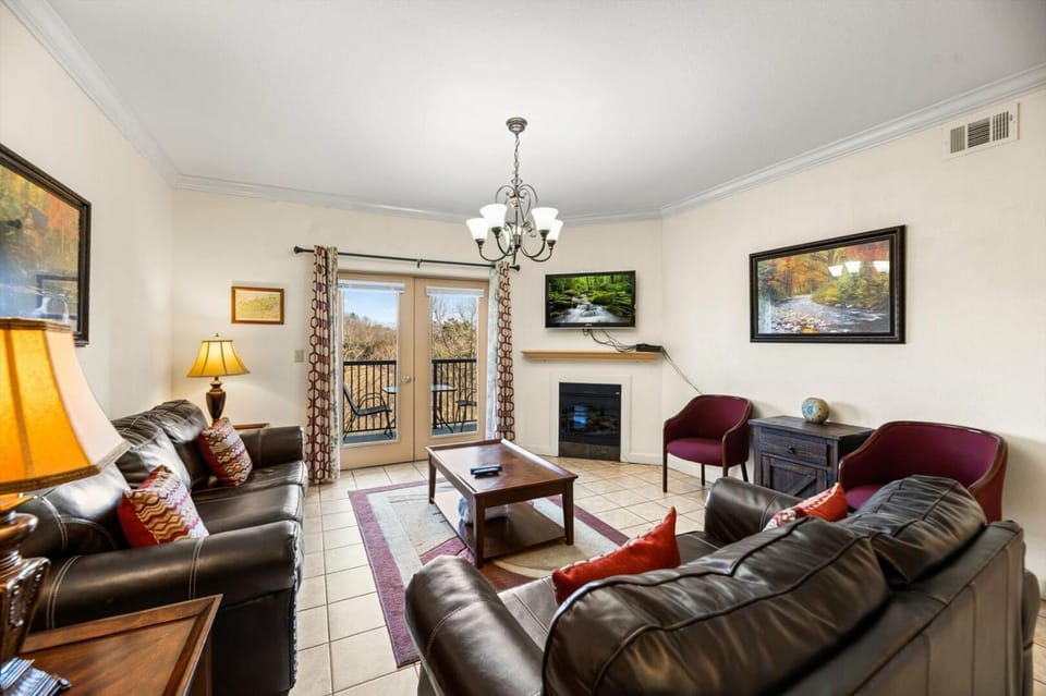 Vacation Destination Where Your Getaway Begins House in Pigeon Forge