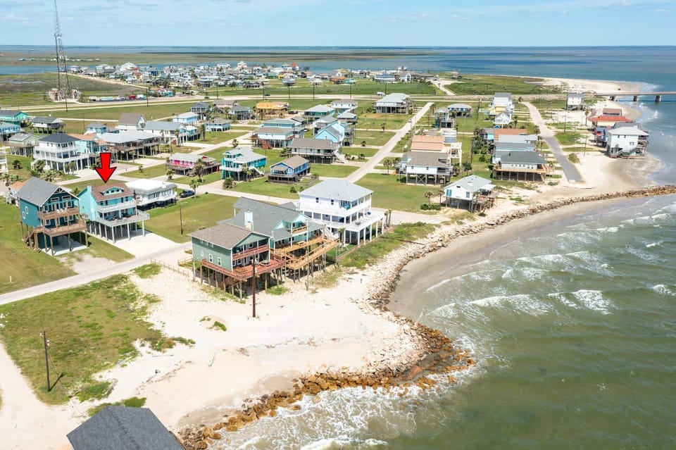 Cyan Sea - Beautiful Sunrises & Sandy Seas, Relax! House in Alvin