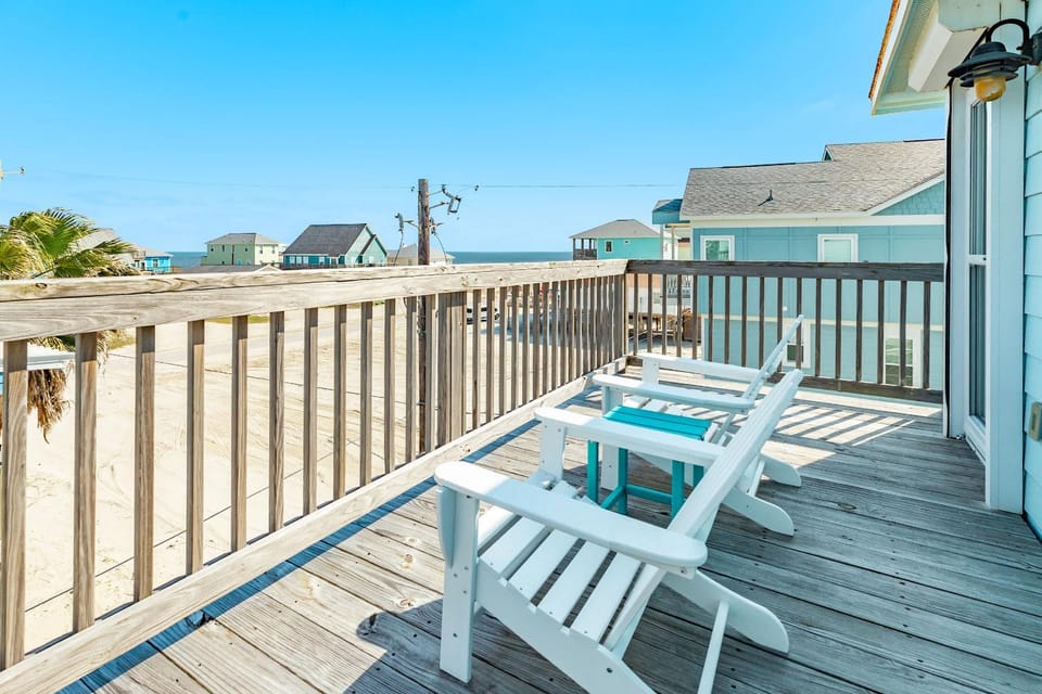 Pelican's Pass - Gorgeous Porches, Sun Deck, Ocean Views! House in Alvin