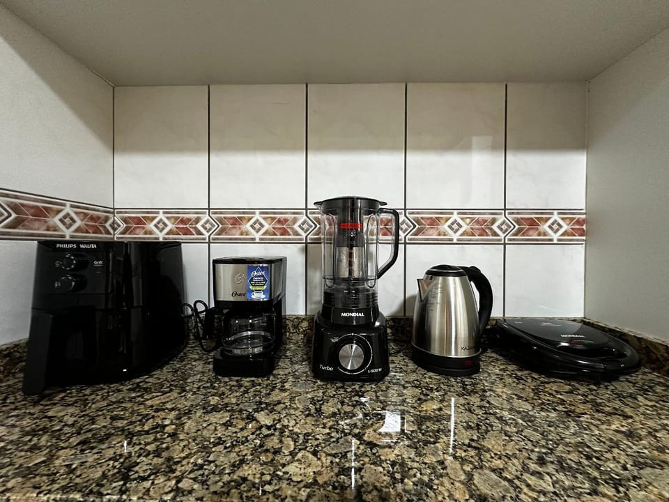 Coffee/tea facilities, Kitchen or kitchenette, toaster