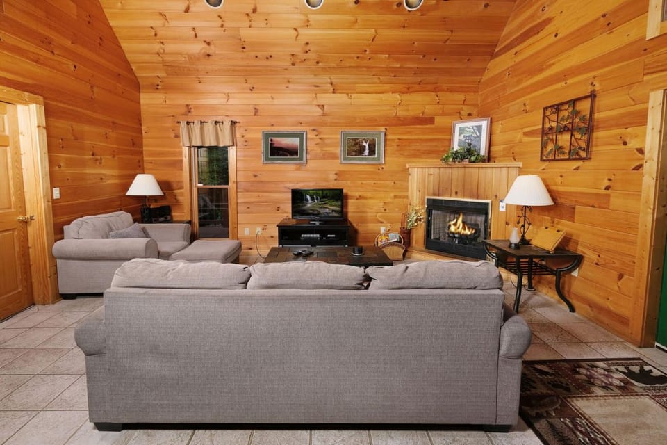Hidden Ecstasy Your Secret Mountain Bliss Chalet in Sevier County