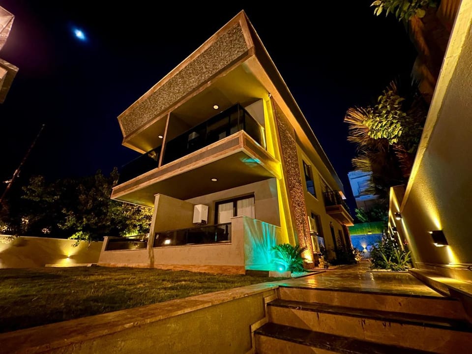 Leo Premium Apartment in Kusadasi