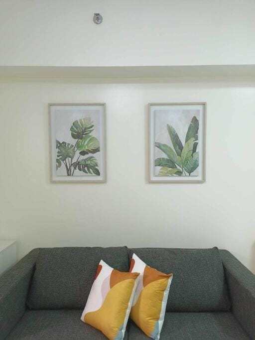 Decorative detail, Seating area