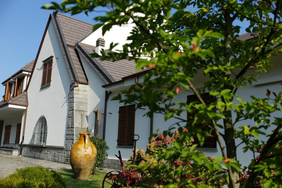 Property building, Garden