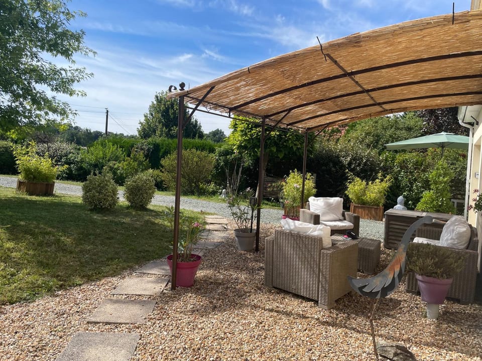 Studio Climatisé & Appartement Zen de Beauval- 800 m du Zooparc House in Centre-Val de Loire