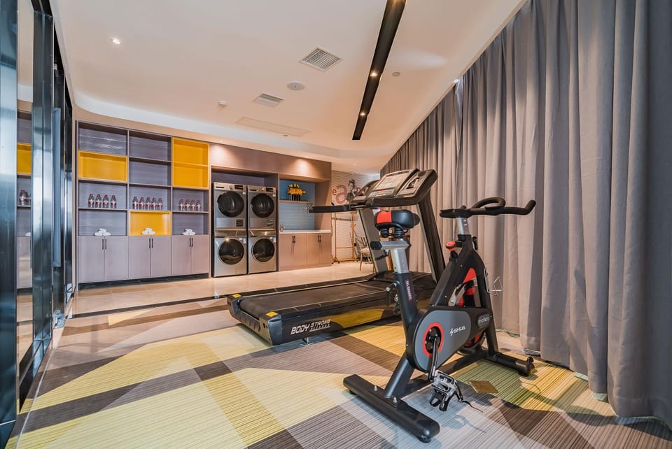 Fitness centre/facilities, laundry, washing machine