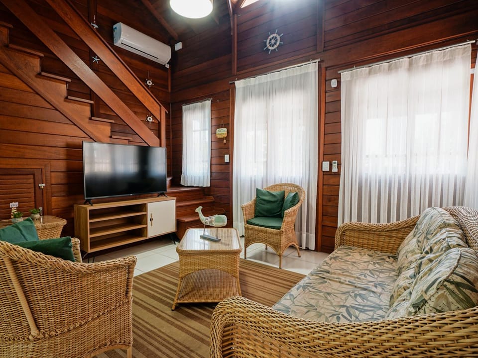 Casa c/ piscina privativa a 150m da praia PU9263 Villa in State of Santa Catarina