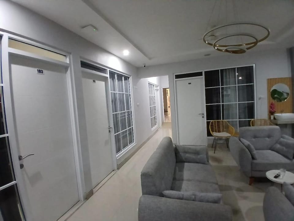 NiEr Guesthouse Zwei Bed and Breakfast in East Java