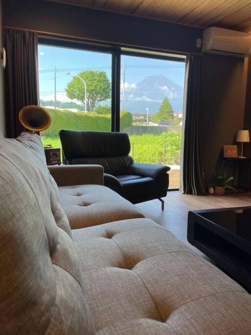 Natural landscape, Seating area