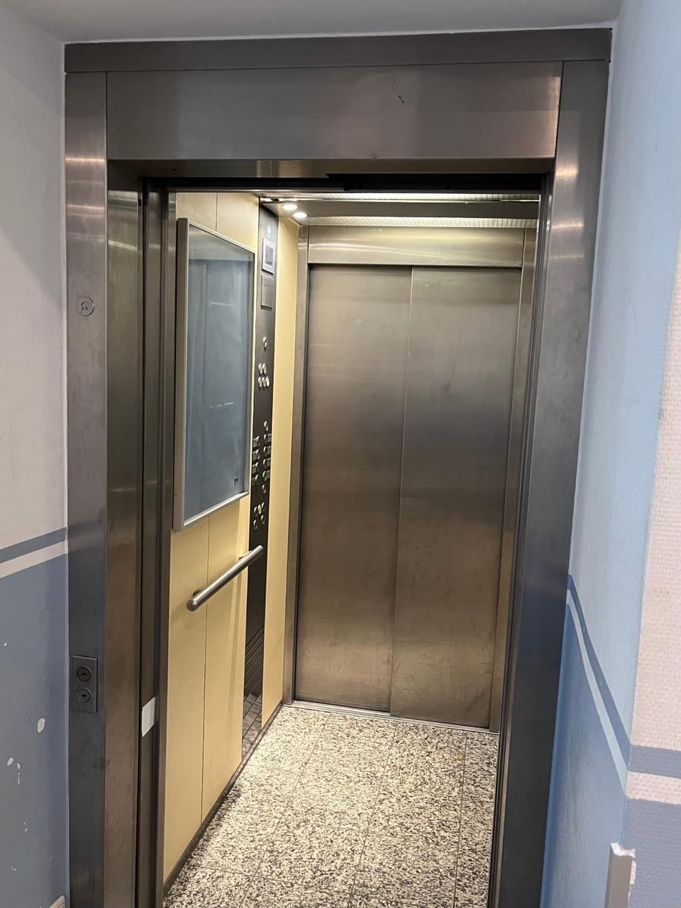 elevator