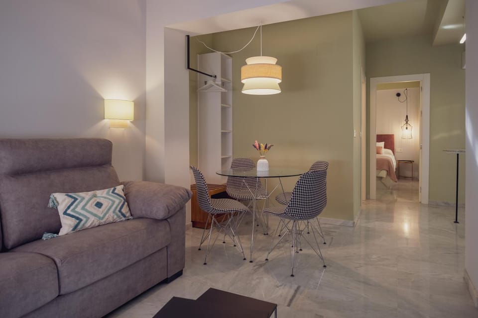 Living room, Dining area