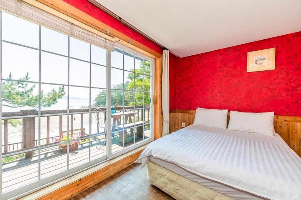 Healing beach pension Bed and Breakfast in South Korea