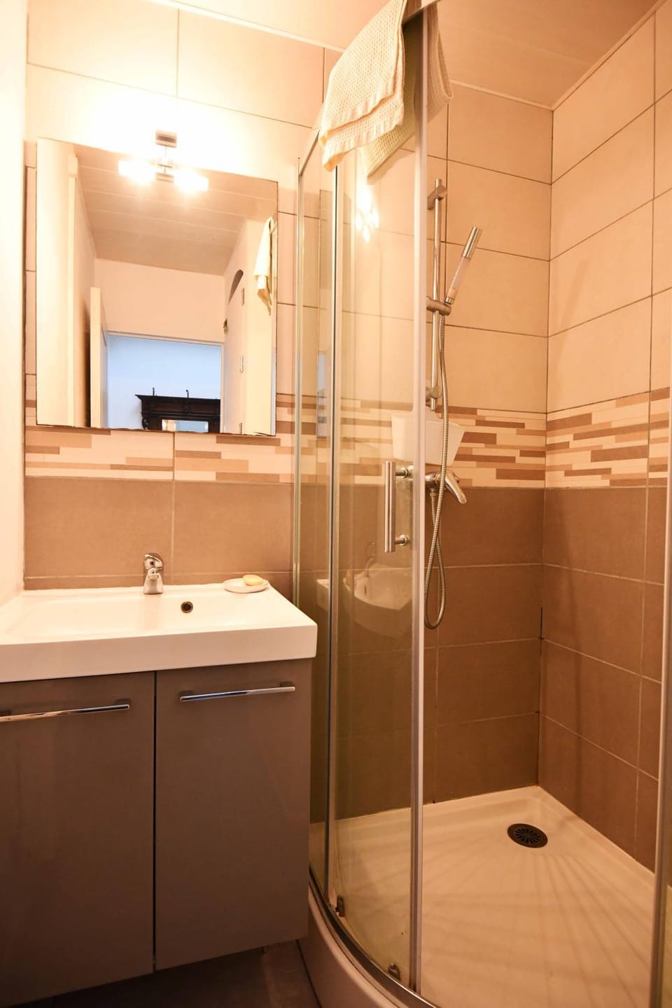Shower, Bathroom