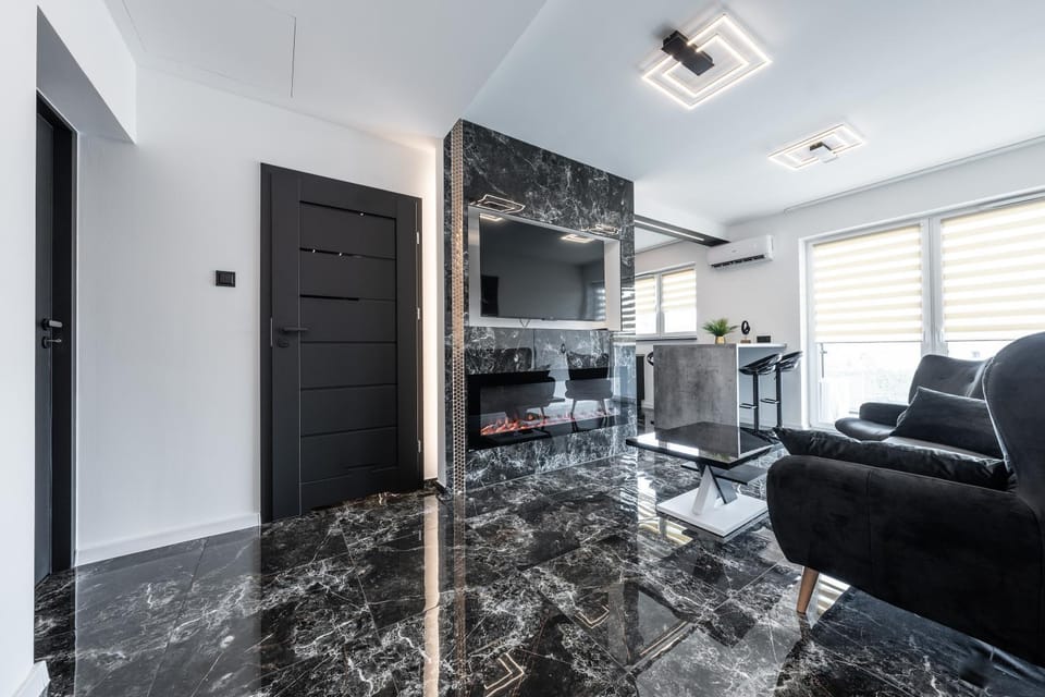 Black Luxury Apartment Apartment in Poland