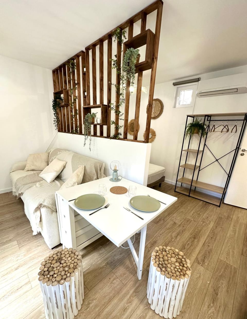 Communal lounge/ TV room, Living room, Seating area, Dining area
