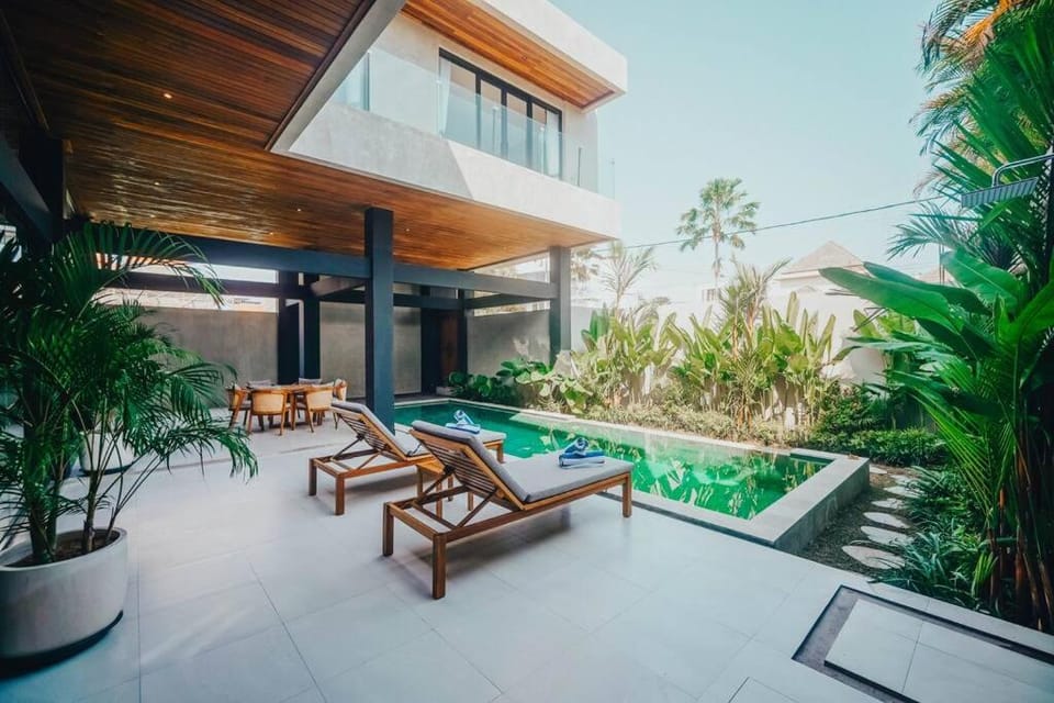 Villa Cintamu - Modern Spacious Villa in Prime Berawa Location Villa in North Kuta