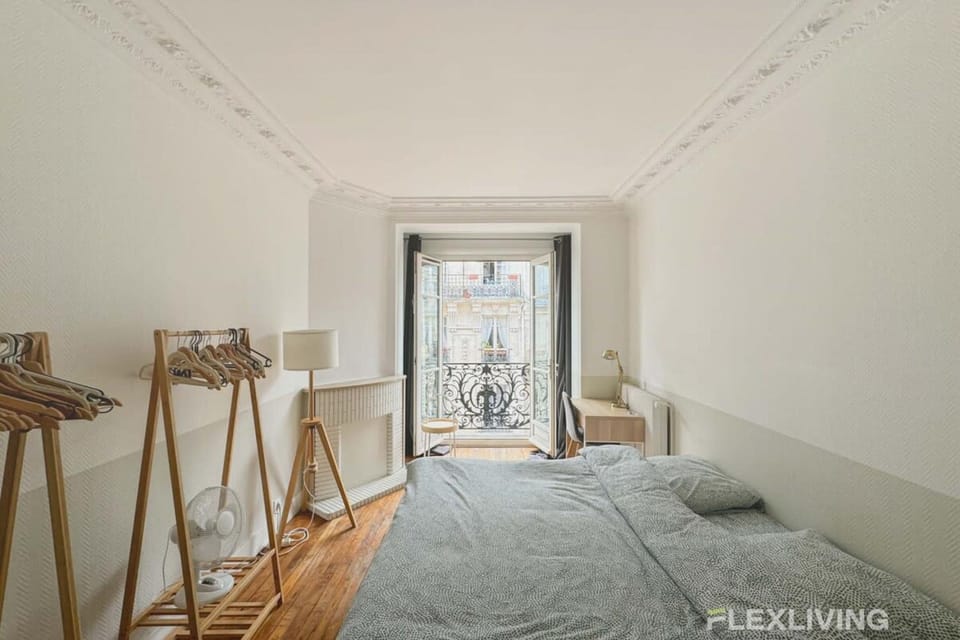 Flexliving - room - Prague House in Paris
