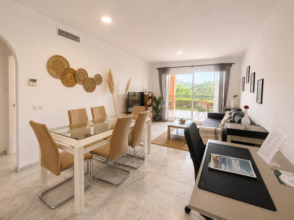 Apartamento en la chapas La Reserva de Marbella - RESERVA DE MARBELLA 274 Apartment in Marbella