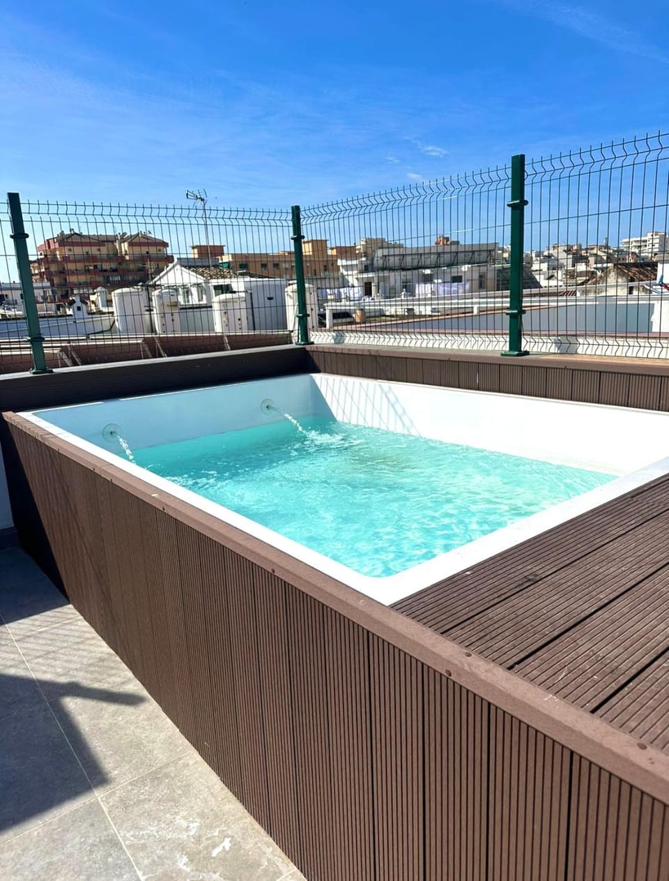 Property building, Swimming pool