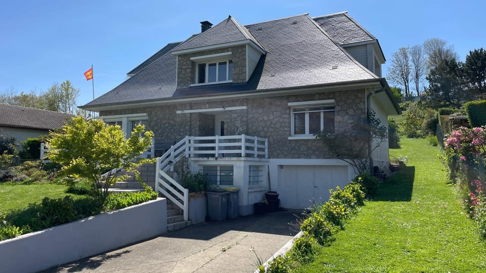 Property building, Garden, Garden view