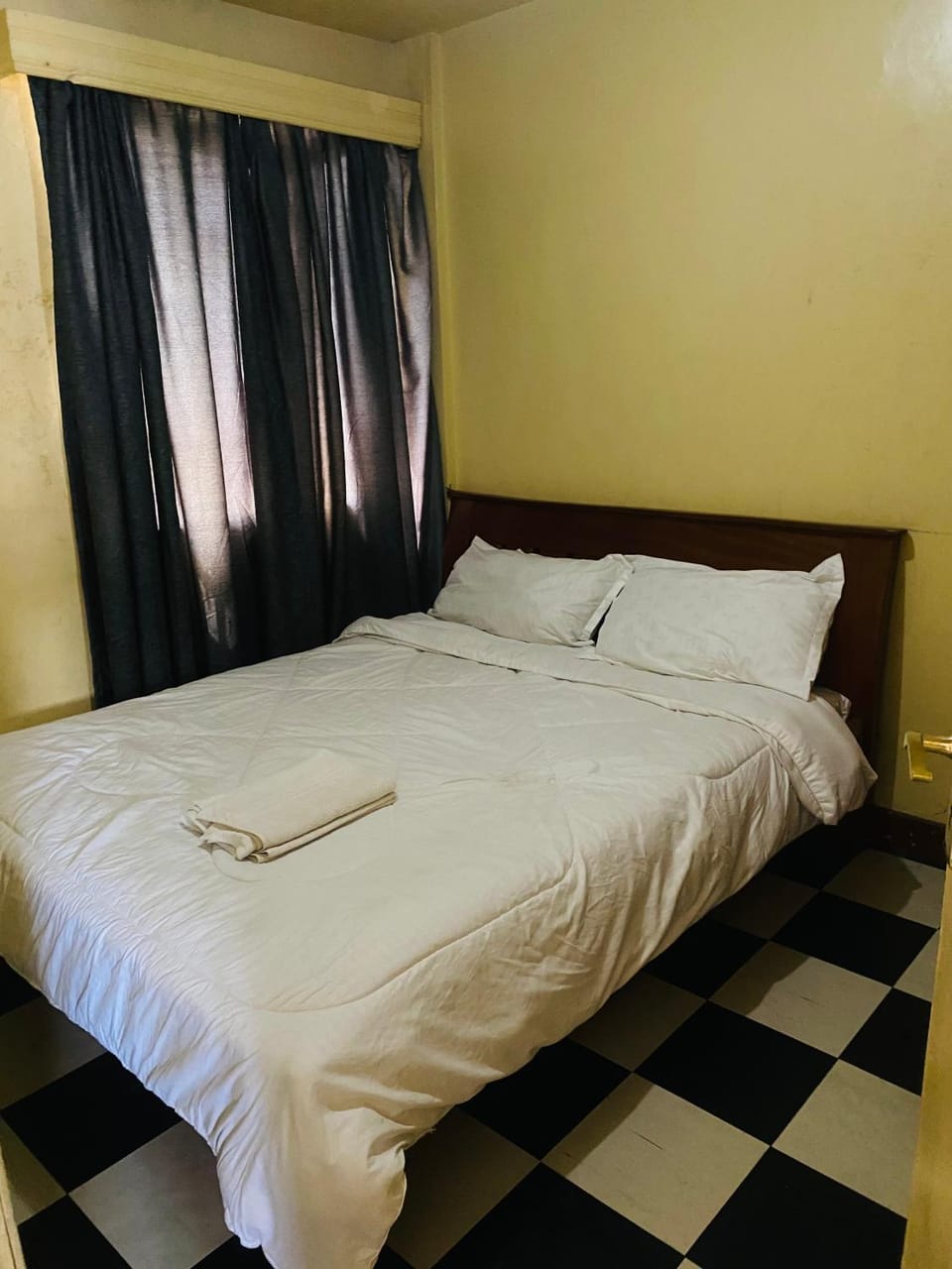 Cozy Sleek One bedroom around Caltex Donholm Nairobi Apartment in Nairobi