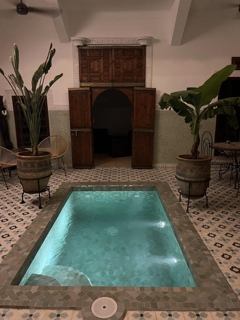 Swimming pool