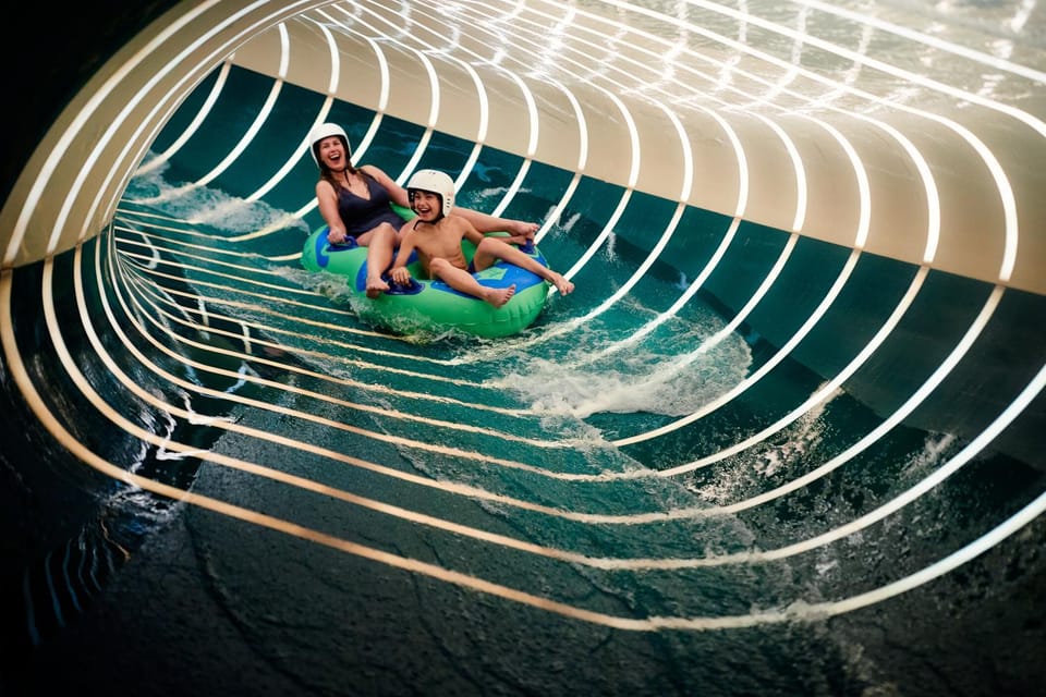 People, Aqua park, Pool view, Swimming pool, group of guests