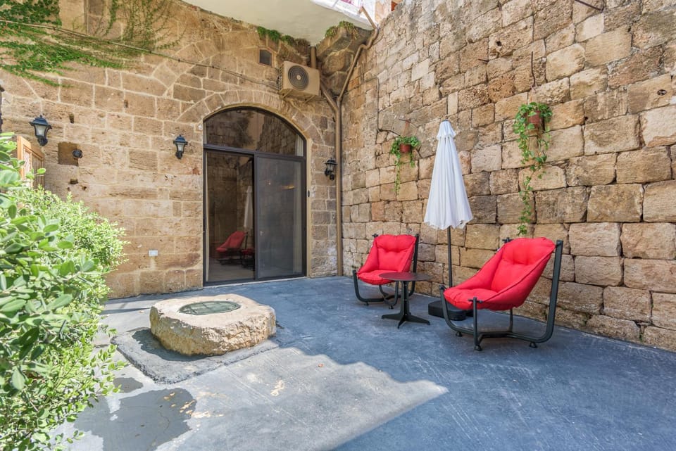 Garden, sunbed