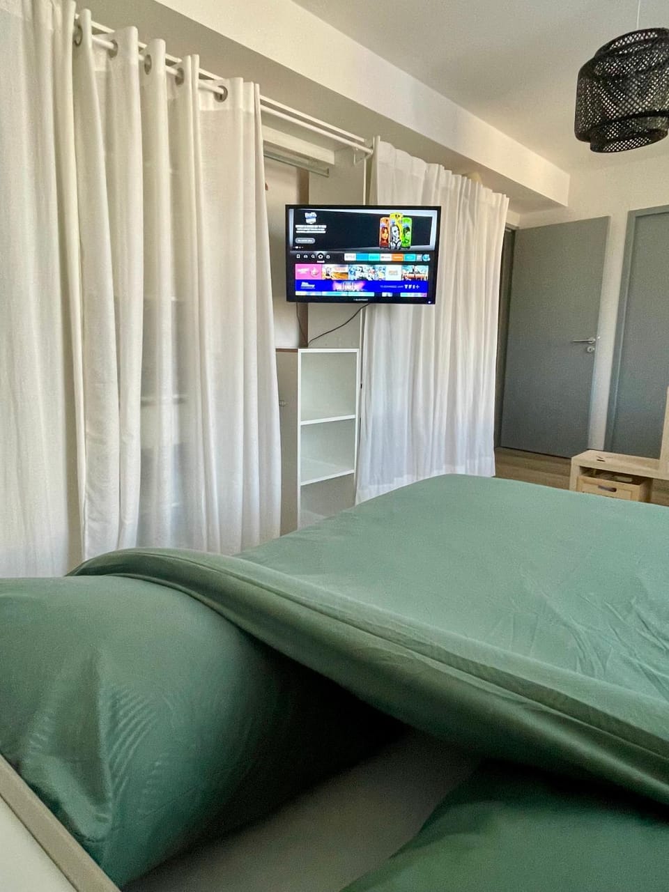 Appartement en duplex avec terrasse Apartment in Saint-Étienne