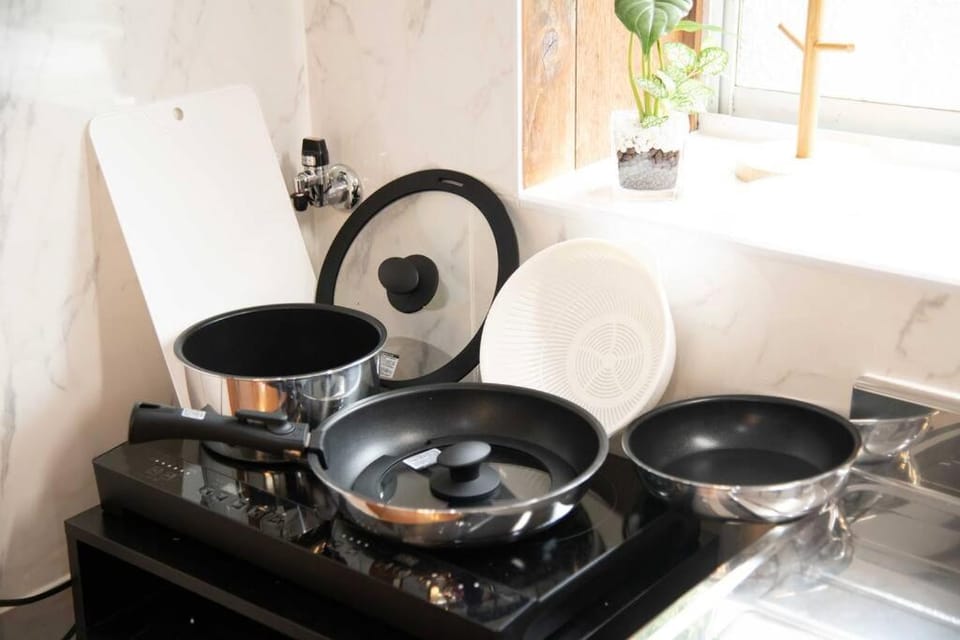 Kitchen or kitchenette, kitchen