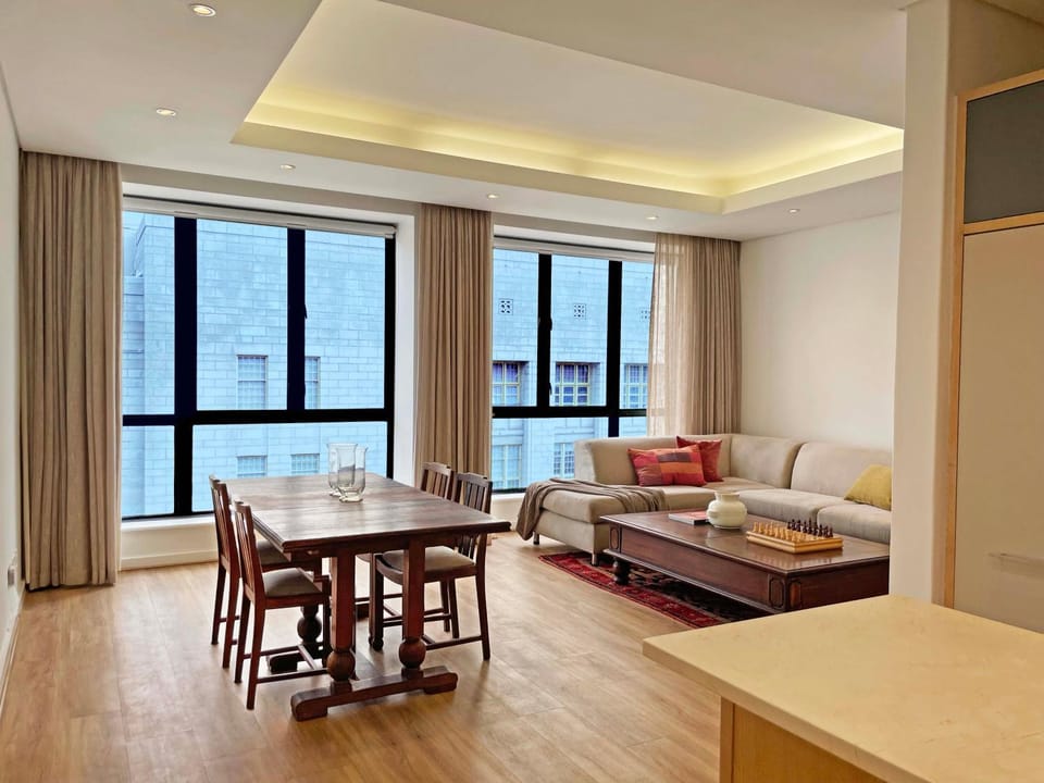 Dining area, Dinner