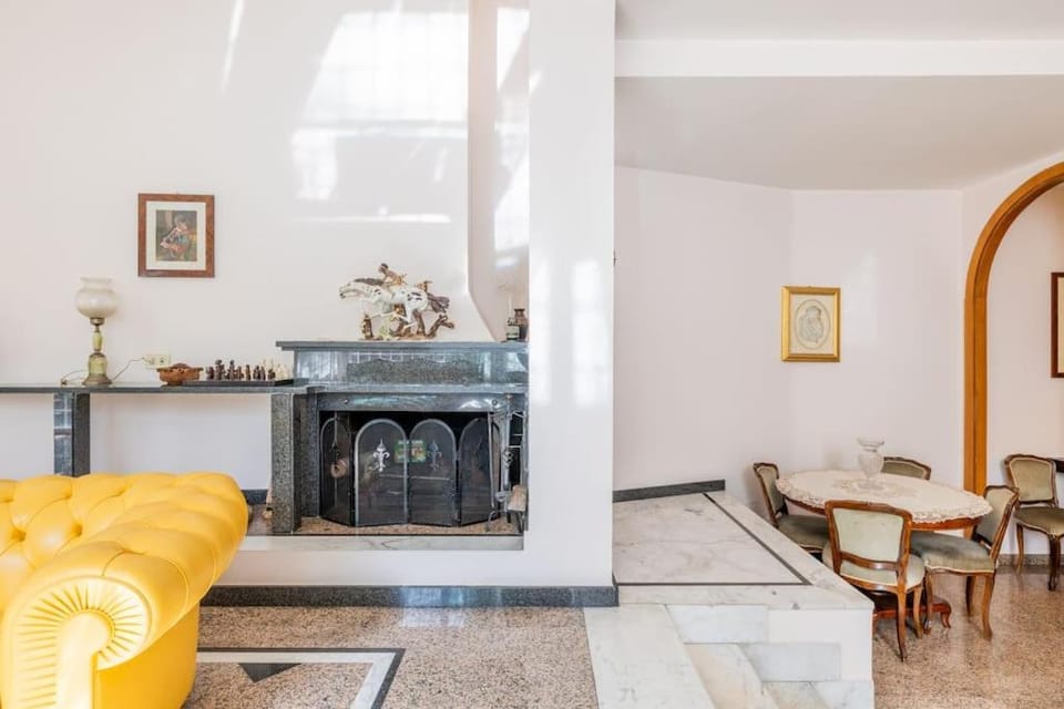 Residenza Latina -Charme & Relax Villa in Rome