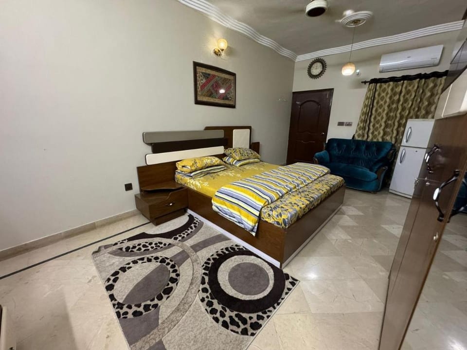 Joher Rooftop Haven-2BR Penthouse in Gulistan e Joher Blk 14 Apartment in Karachi