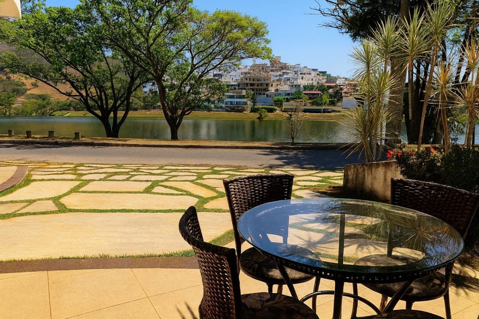 View (from property/room), Garden view, Lake view, Street view