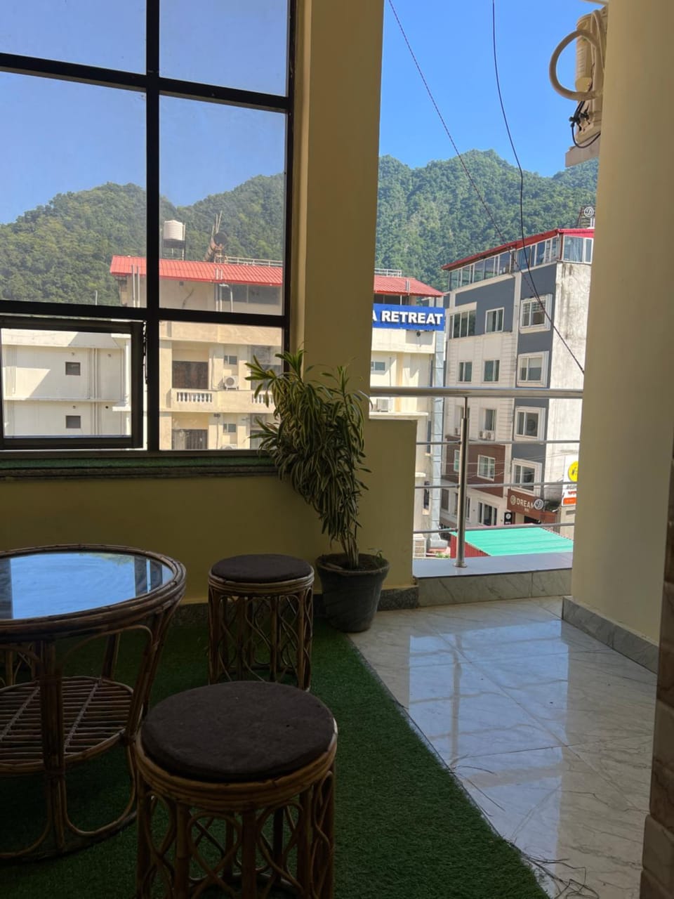 View (from property/room), Mountain view, Pool view
