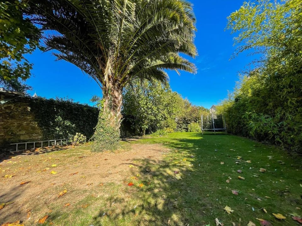 Ancienne Poste du village Bed and Breakfast in Étables-sur-Mer