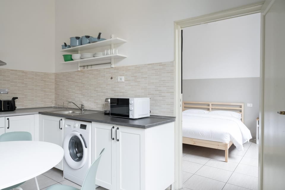 Kitchen or kitchenette, Bedroom