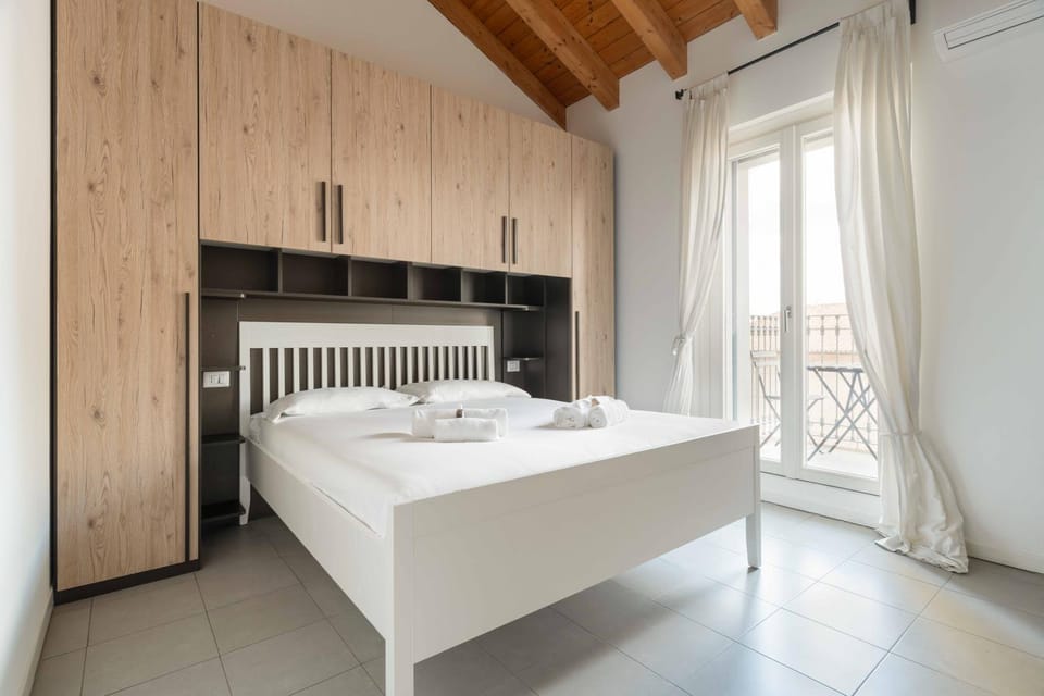Bed, Photo of the whole room, Bedroom, towels, wardrobe