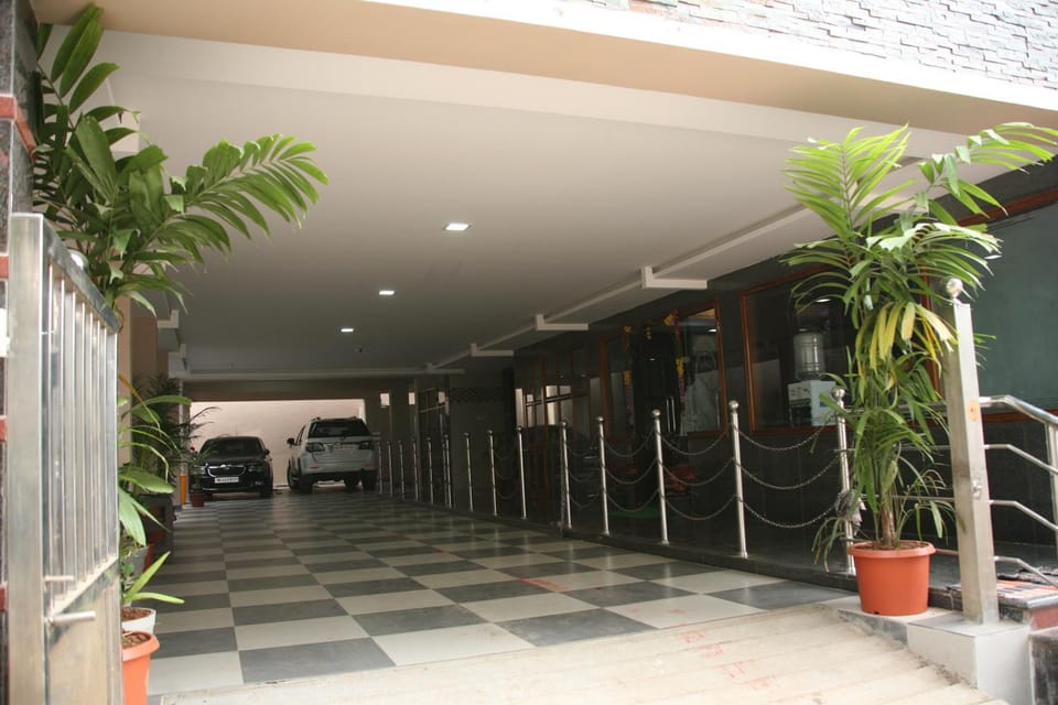 Facade/entrance, Facade/entrance