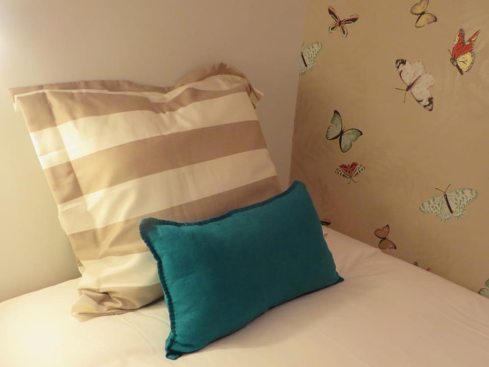 Decorative detail, Bedroom