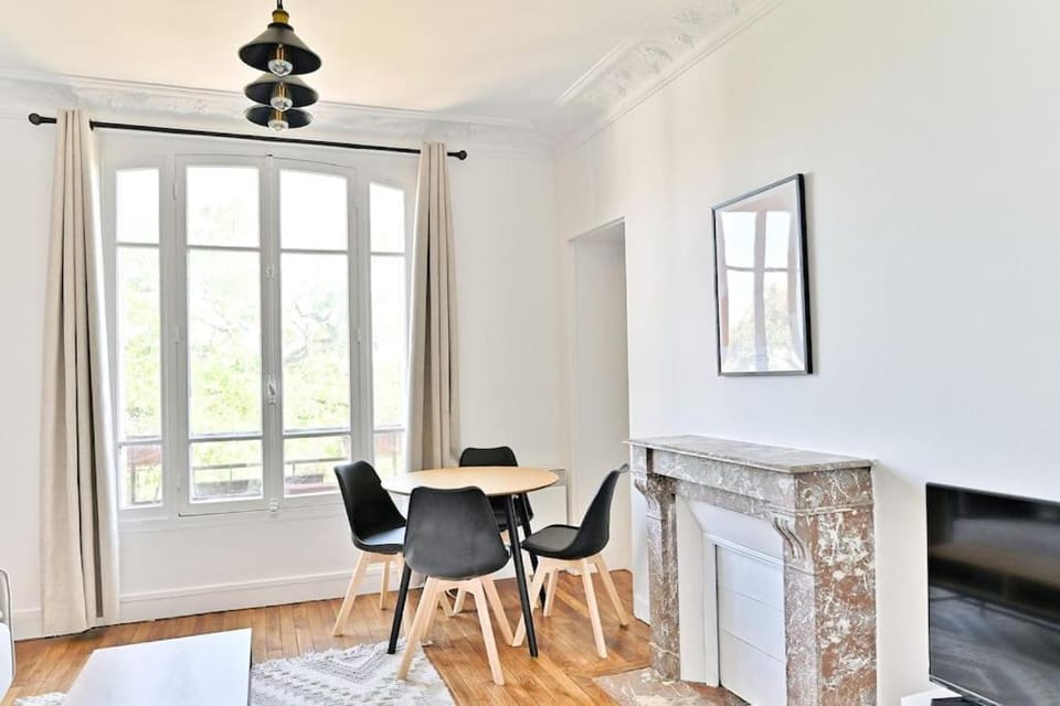 Appartement neuf ensoleillé, Spacieux et paisible Apartment in Puteaux