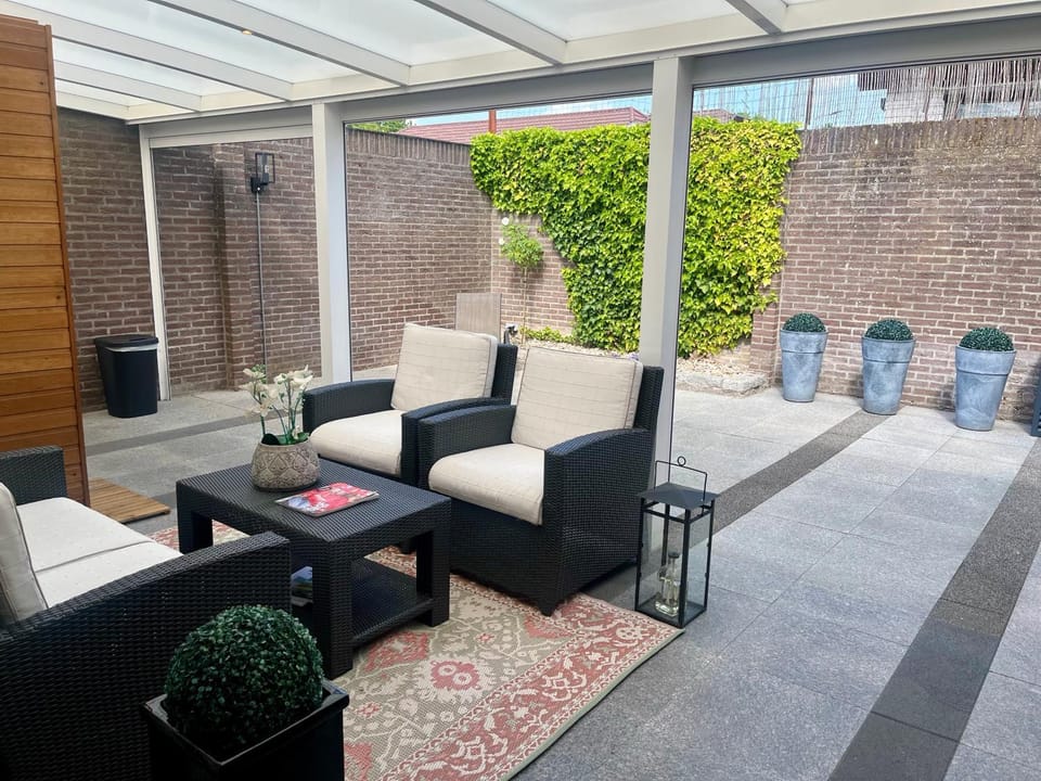 Patio, Patio, Garden, Lounge or bar, Garden view