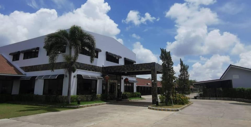 Arena Hotel Surin Hotel in Laos