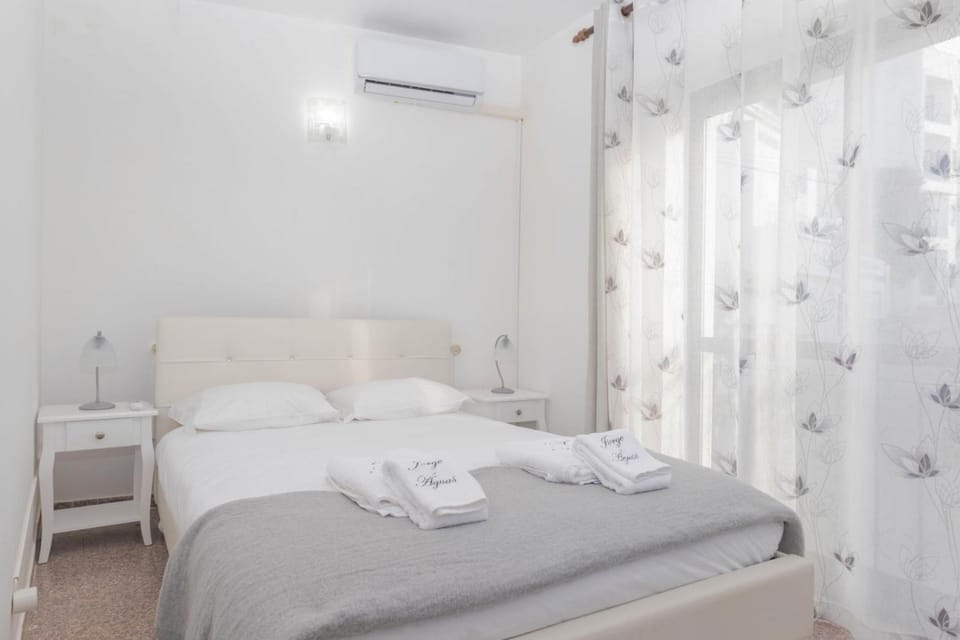 Apartamentos Jorge Águas - 2Bedroom in the town of Burgau - Sea view Apartment in Luz