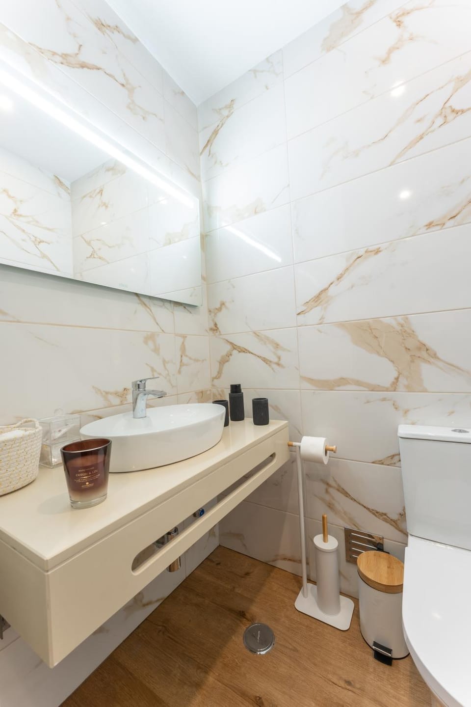 Toilet, Bathroom, Bath